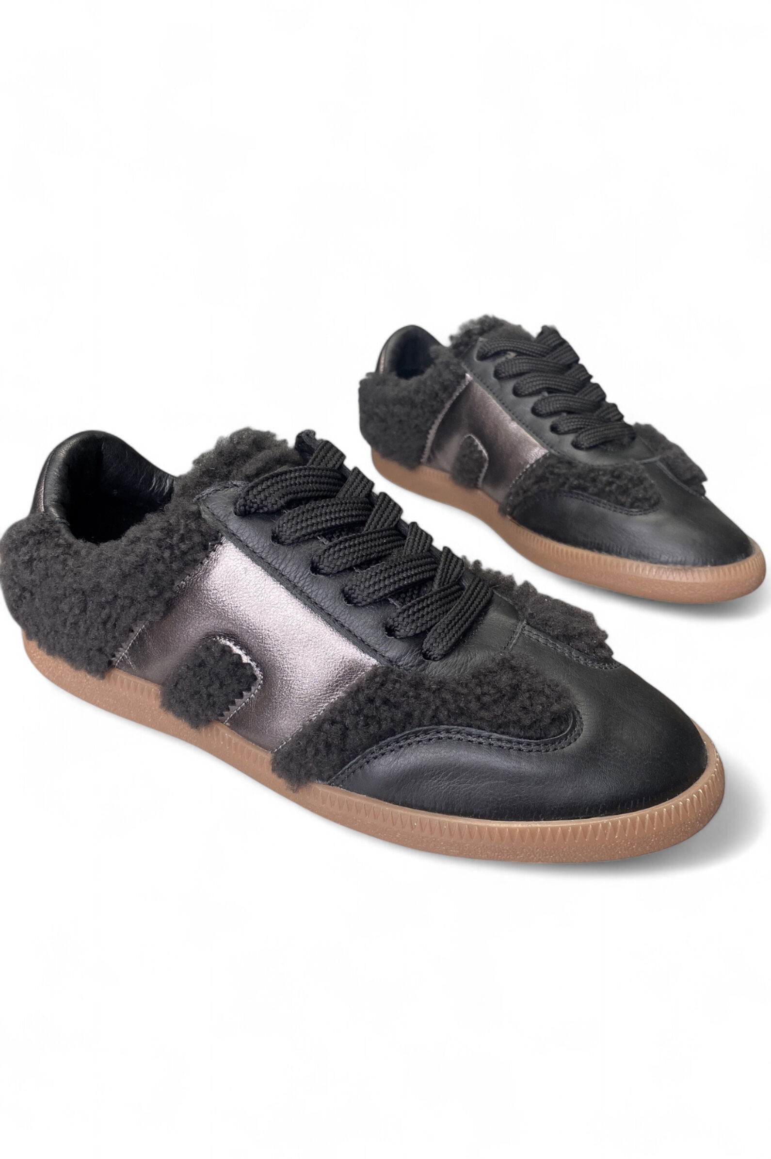 Кроссовки жен. АРТ.25KA-511,чер-кор,н.к-мех/н.к